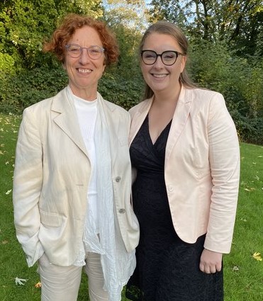 Pfarrerin Norma Lennartz und Pfarrerin Verena Kroll